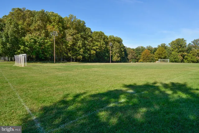 $2,250 | 2931 Deer Hollow Way, Unit 102, Fairfax, VA 22031