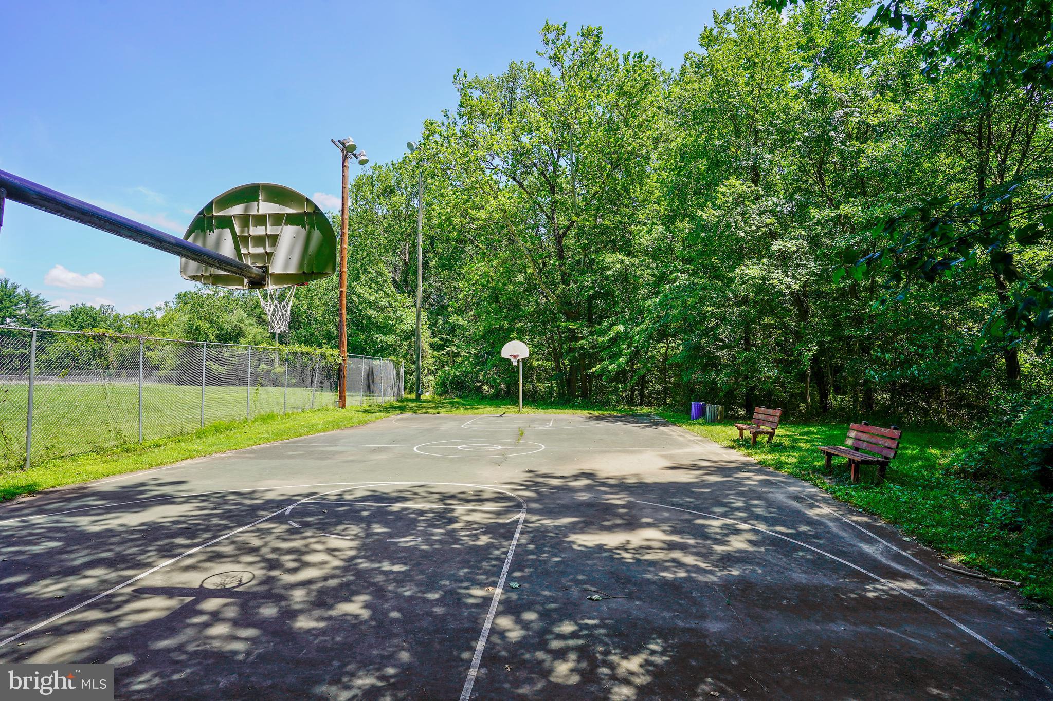 2931 Deer Hollow Way, Unit 102 Fairfax, VA 22031 - Photo 68 of 86 a view of a park