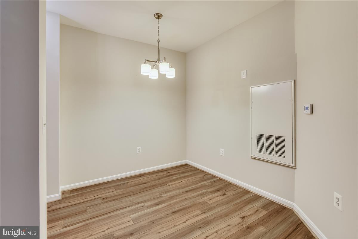 2931 Deer Hollow Way, Unit 102 Fairfax, VA 22031 - Photo 10 of 86