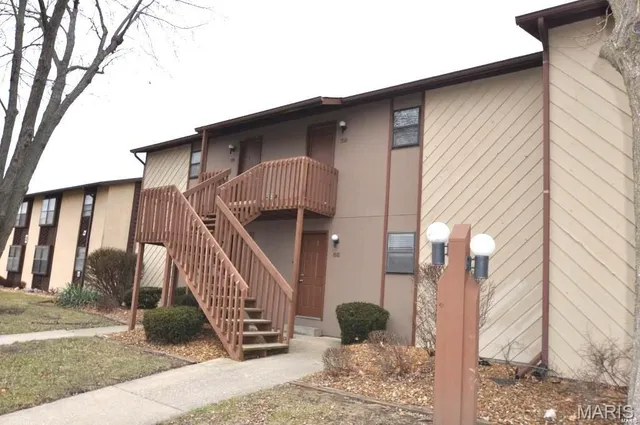 $850 | 69 Peachtree Lane, Fairview Heights, IL 62208