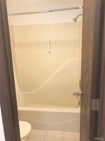 $850 | 69 Peachtree Lane, Fairview Heights, IL 62208