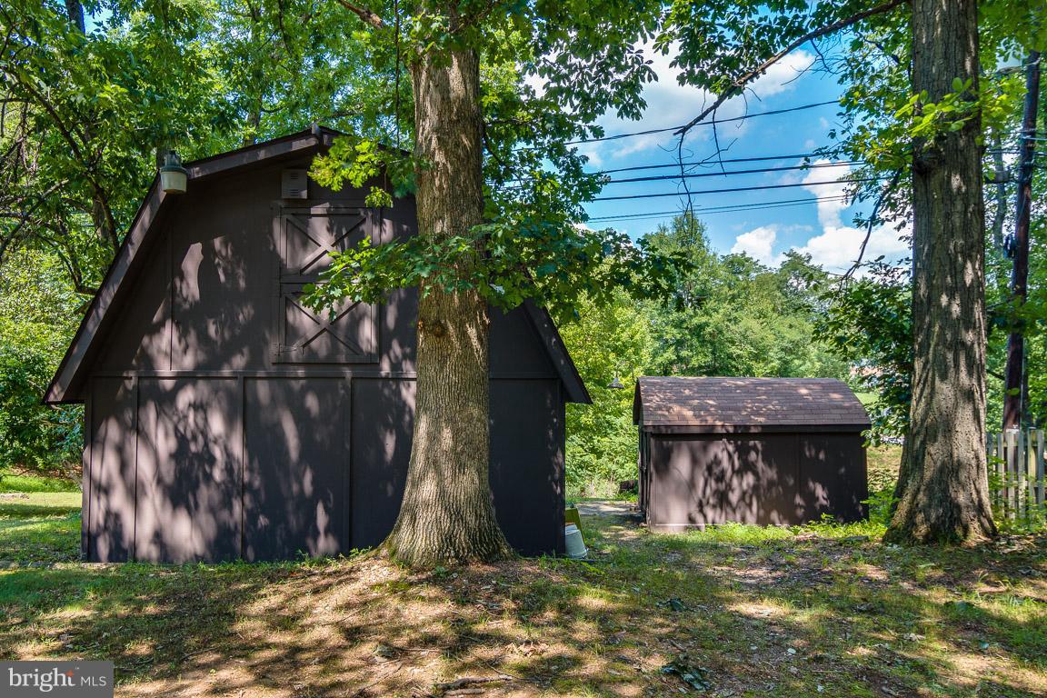 4617 Roundhill Road Ellicott City, MD 21043 - Photo 26 of 30 HUGE Hobby Shop and extra shed!!
