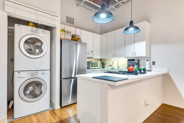 $3,250 | 1727 South Indiana Avenue, Unit 320, Chicago, IL 60616