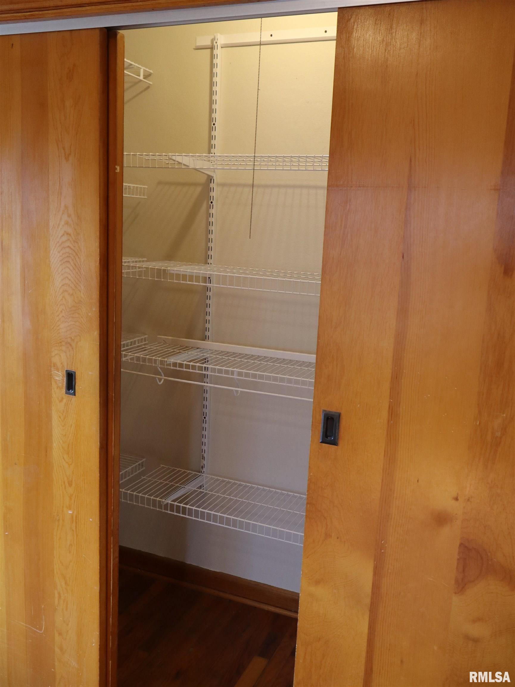 145 Woodlawn Road Quincy, IL 62301 - Photo 33 of 70 Gallery Image 33