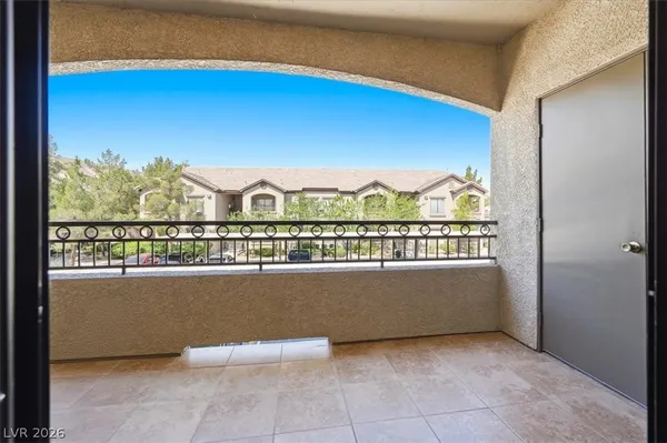 $1,575 | 8250 North Grand Canyon Drive, Unit 2134, Las Vegas, NV 89166