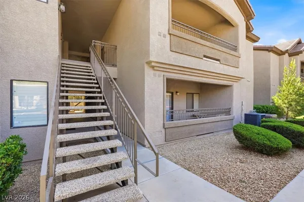 $1,575 | 8250 North Grand Canyon Drive, Unit 2134, Las Vegas, NV 89166