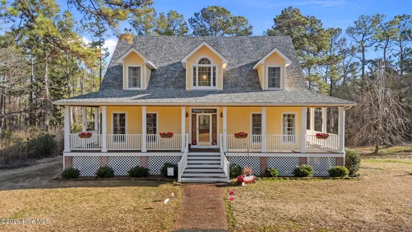 $590,000 | 33 Neuse Winds Drive, Oriental, NC 28571