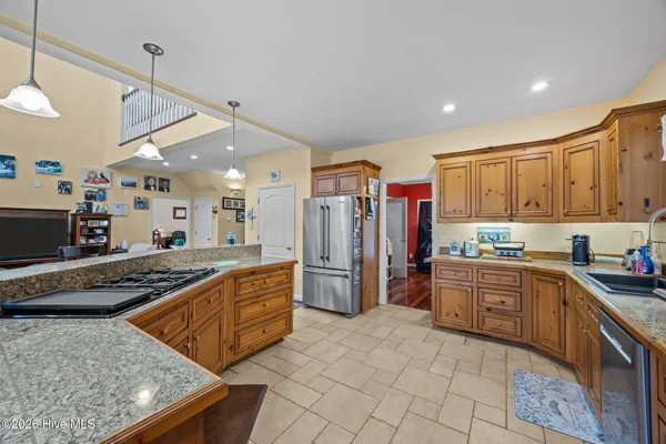 $590,000 | 33 Neuse Winds Drive, Oriental, NC 28571