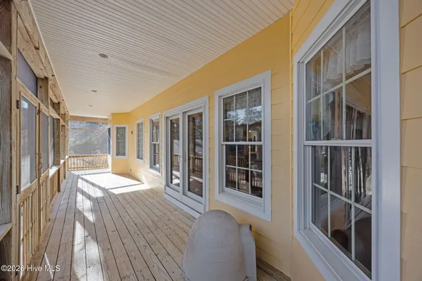 $590,000 | 33 Neuse Winds Drive, Oriental, NC 28571