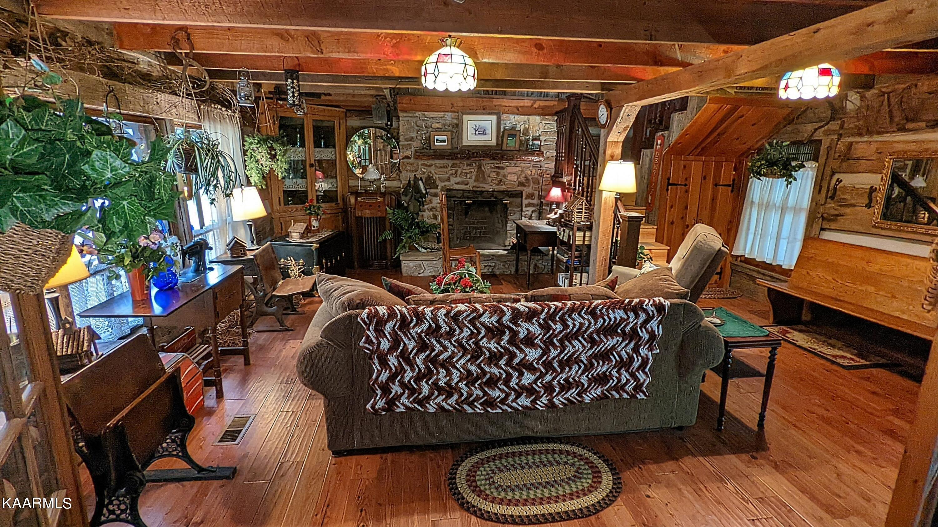 867 Lloyd Huskey Road Pigeon Forge, TN 37863 - Photo 11 of 33 PXL_20220614_140859645~3