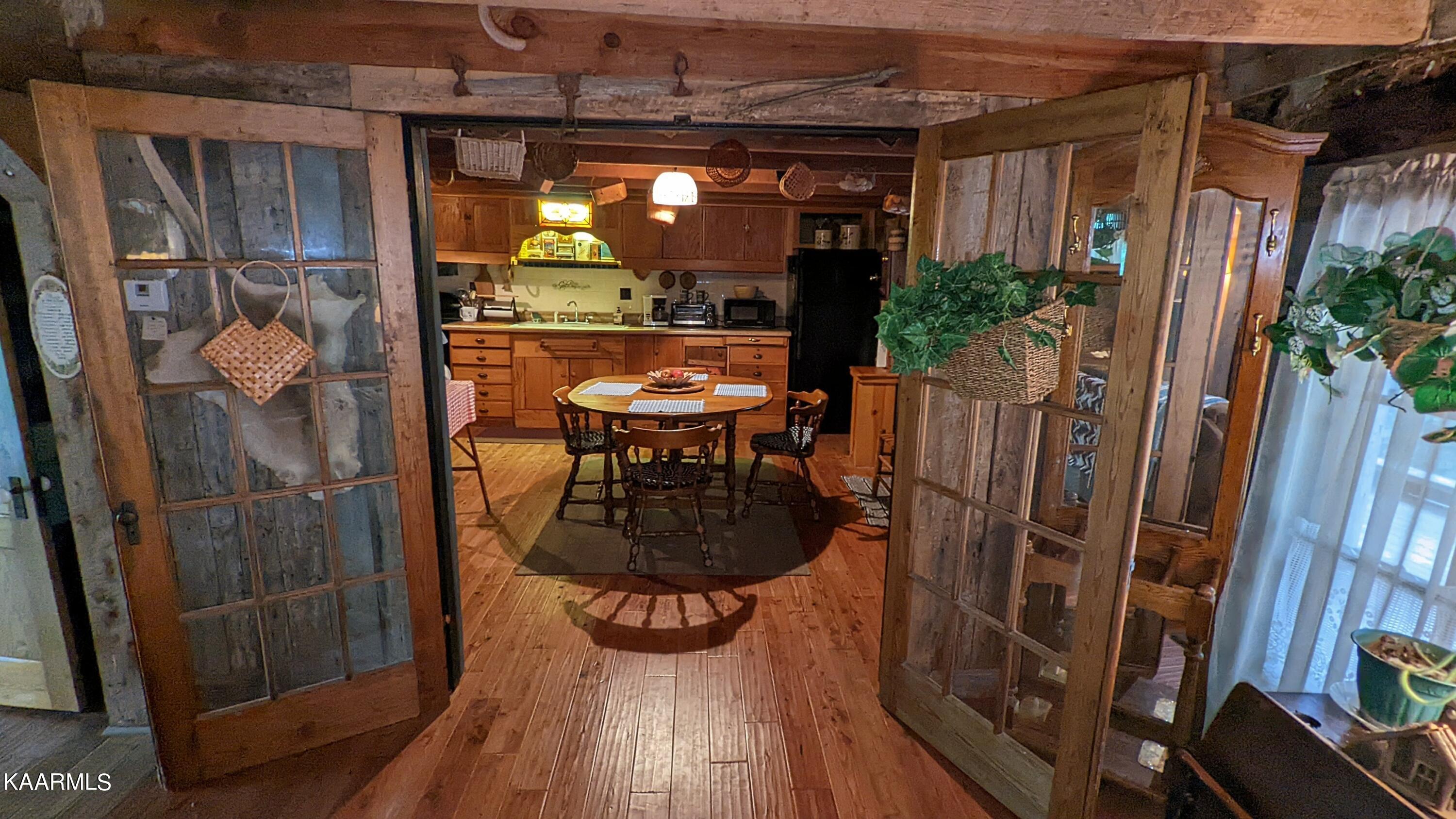 867 Lloyd Huskey Road Pigeon Forge, TN 37863 - Photo 14 of 33 PXL_20220614_140423307~2