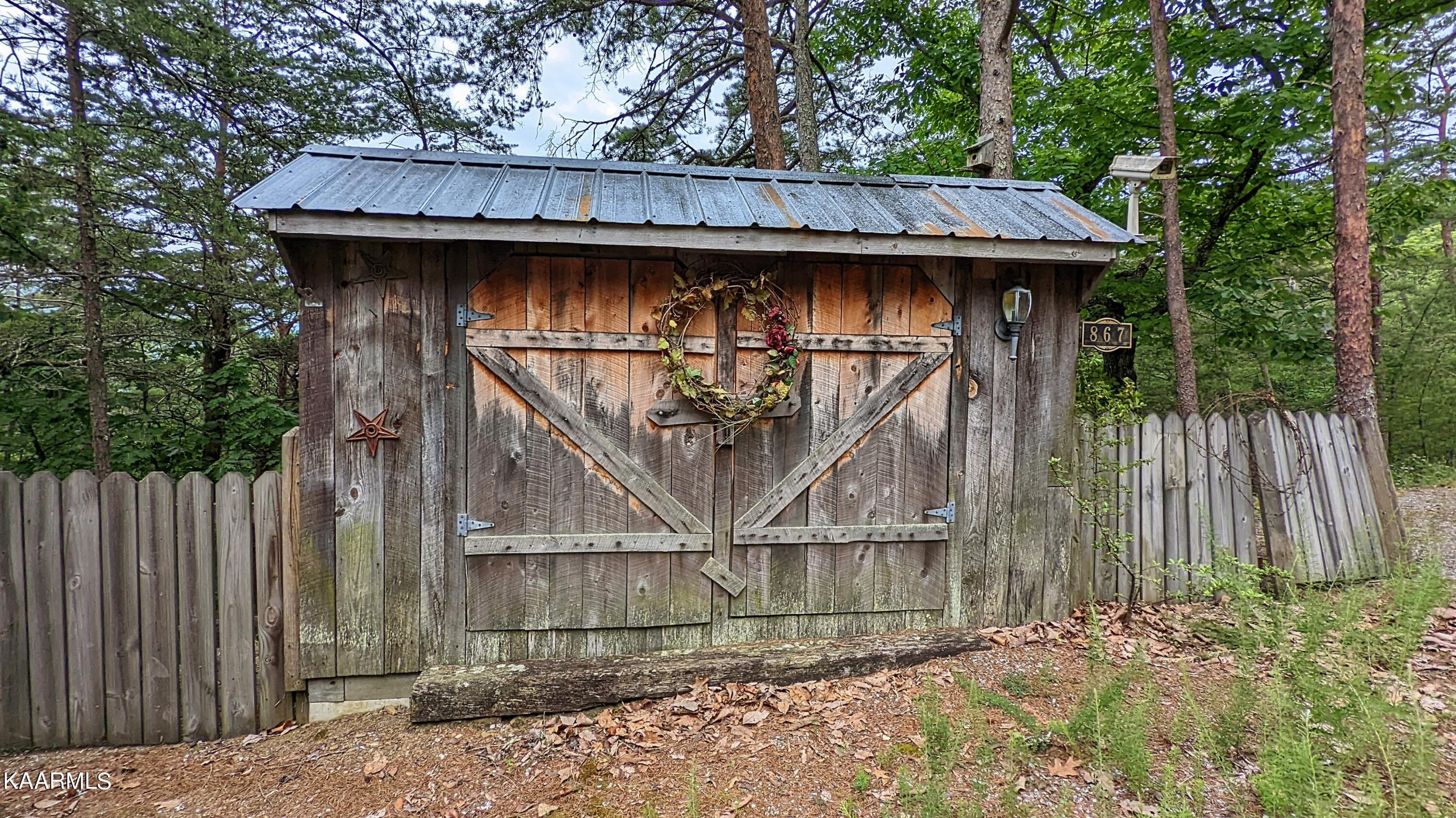 867 Lloyd Huskey Road Pigeon Forge, TN 37863 - Photo 33 of 33 PXL_20220614_135041974~2