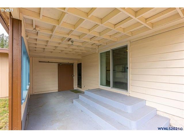 2455 G Street Springfield, OR 97477 - Photo 23 of 32