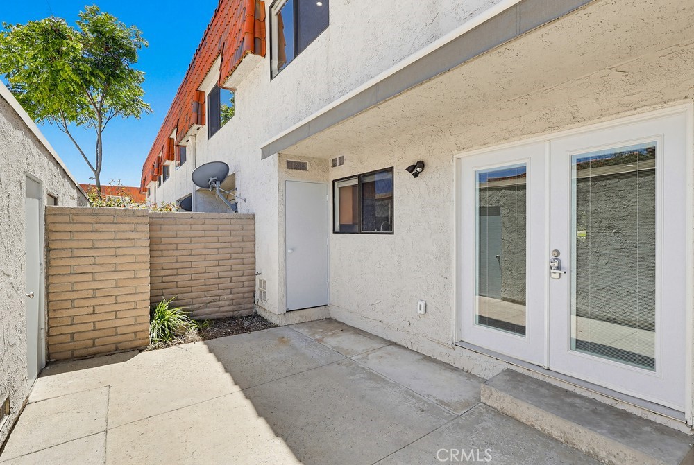 27914 Ridgebluff Court Rancho Palos Verdes, CA 90275 - Photo 30 of 37 Private patio