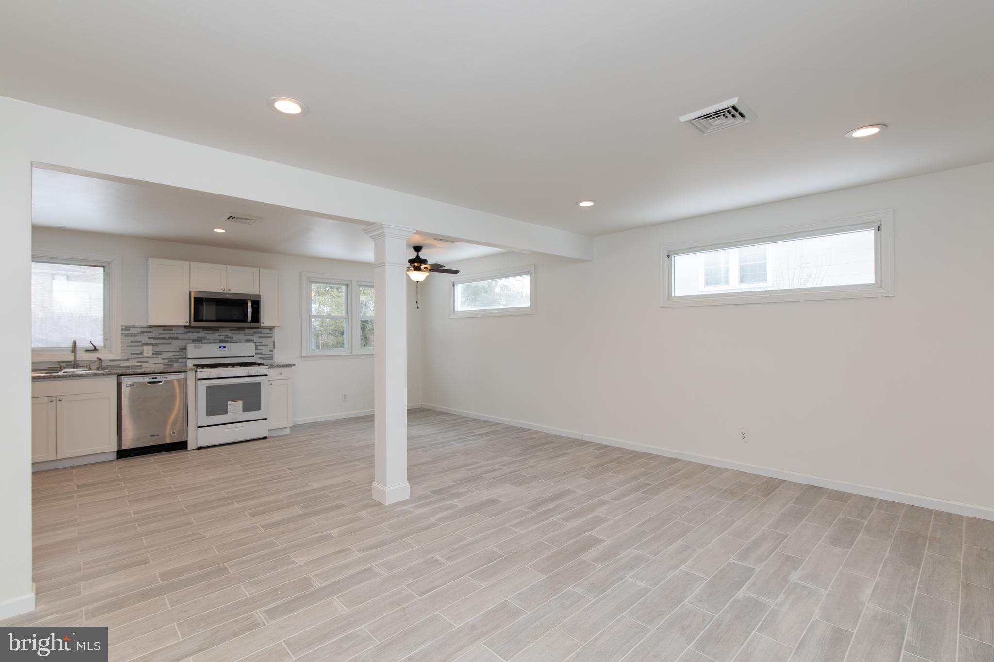 218 North Brookfield Road Cherry Hill, NJ 08034 - Photo 2 of 35 Gallery Image 2