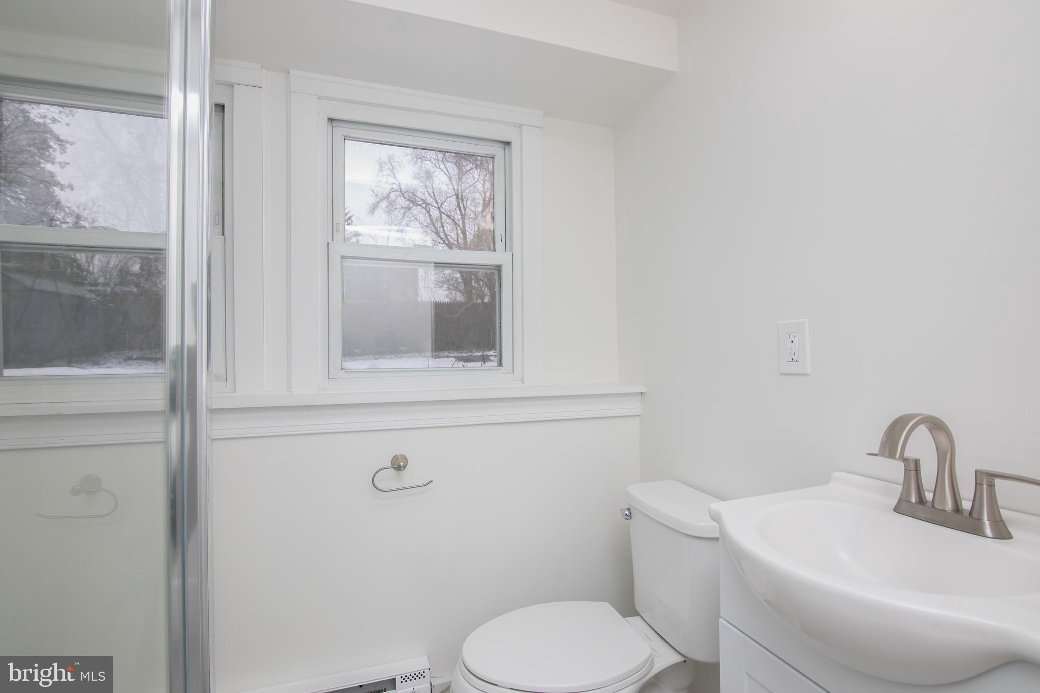 218 North Brookfield Road Cherry Hill, NJ 08034 - Photo 12 of 35 Gallery Image 12