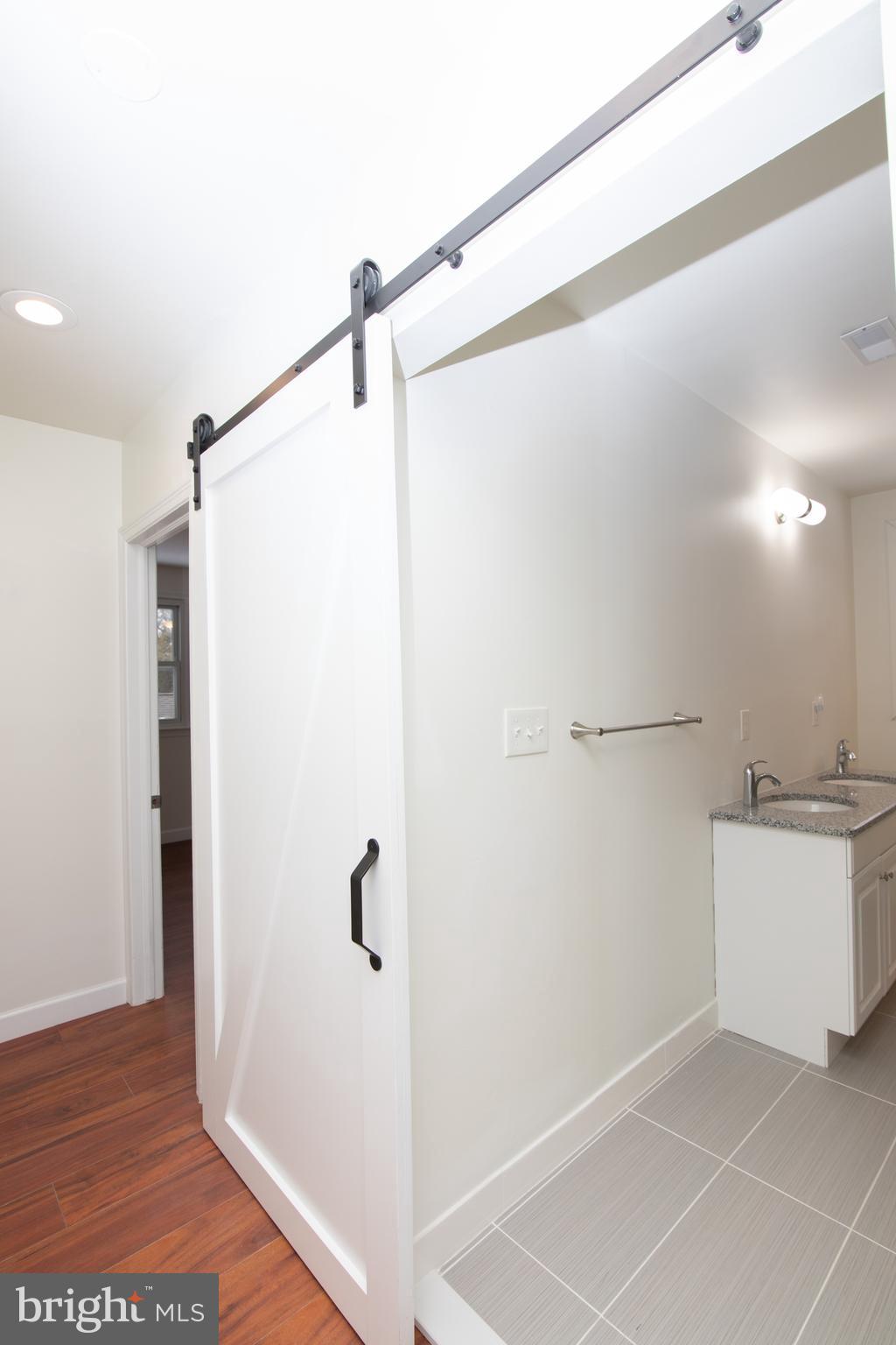 218 North Brookfield Road Cherry Hill, NJ 08034 - Photo 20 of 35 Gallery Image 20