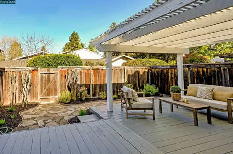 $1,199,000 | 411 Oneida Court, Danville, CA 94526