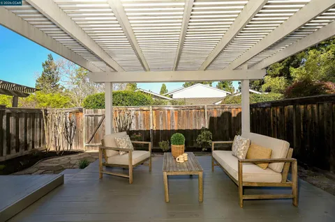 $1,199,000 | 411 Oneida Court, Danville, CA 94526