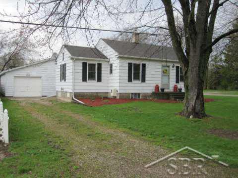 3805 Old King Road Saginaw, MI 48601 - Photo 7 of 14 20354530-6.JPG