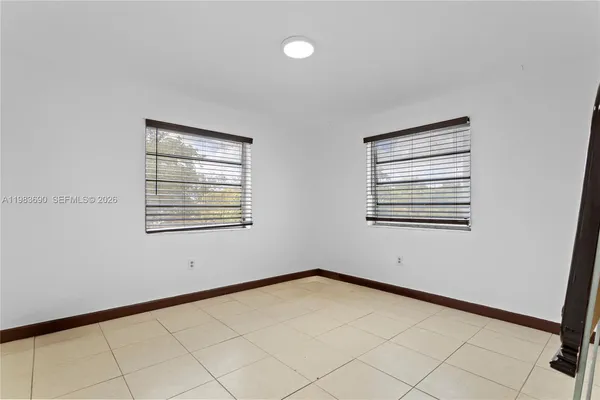 $1,900 | 13655 Northeast 10th Aveue, Unit 304, North Miami, FL 33161