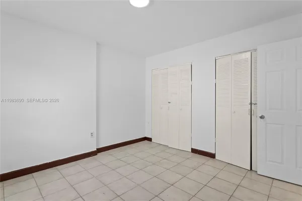 $1,900 | 13655 Northeast 10th Aveue, Unit 304, North Miami, FL 33161