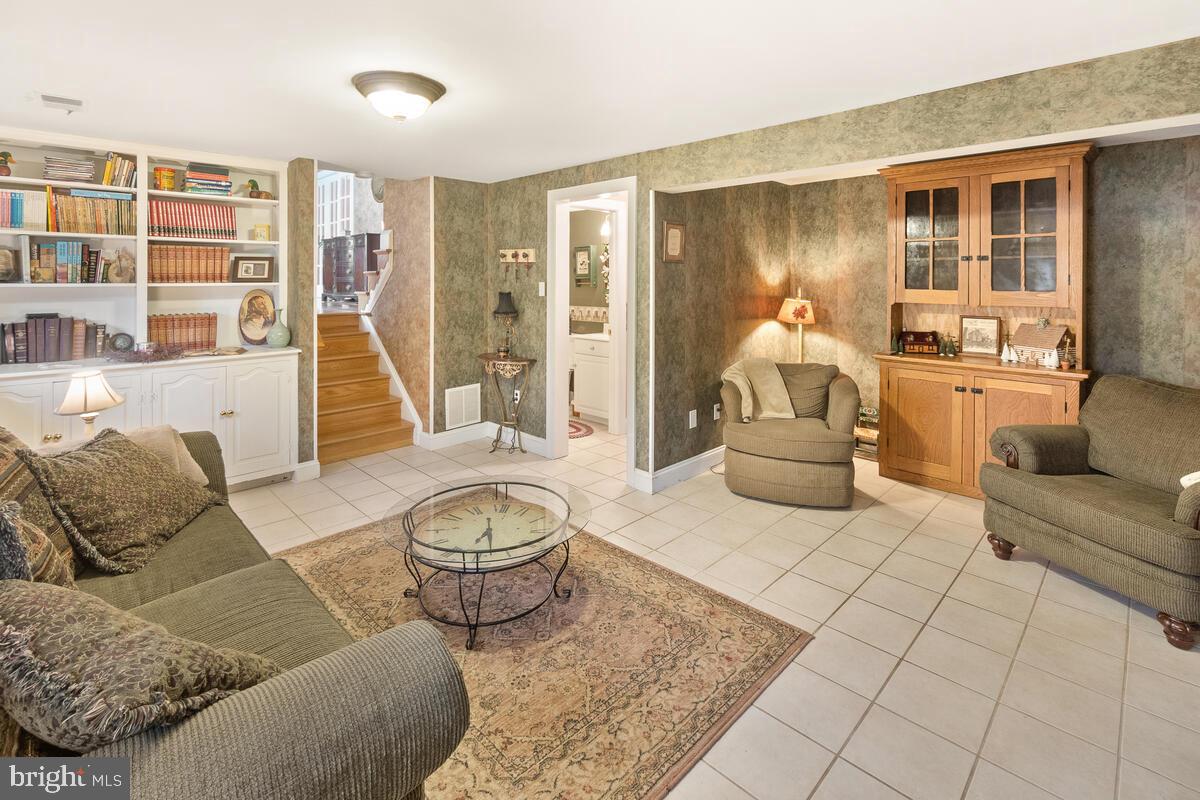 7075 Jasper Drive Middletown, MD 21769 - Photo 17 of 52 Family Room