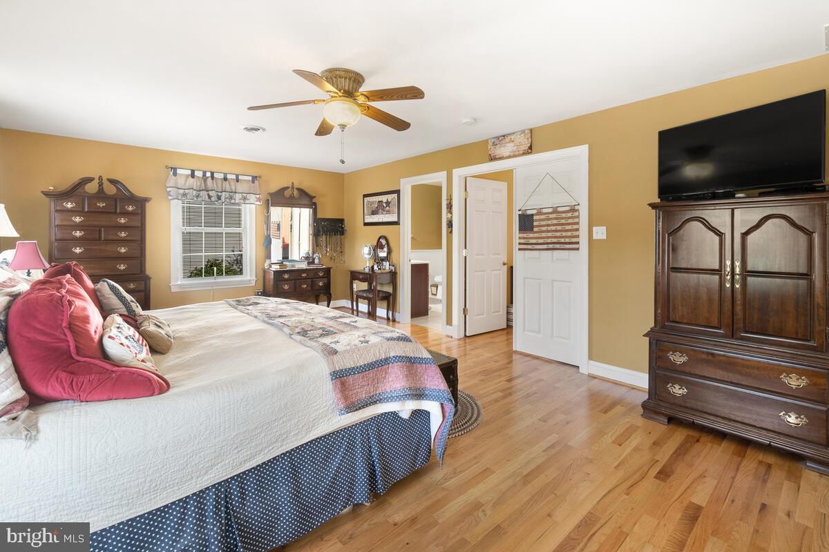 7075 Jasper Drive Middletown, MD 21769 - Photo 24 of 52 Primary Bedroom