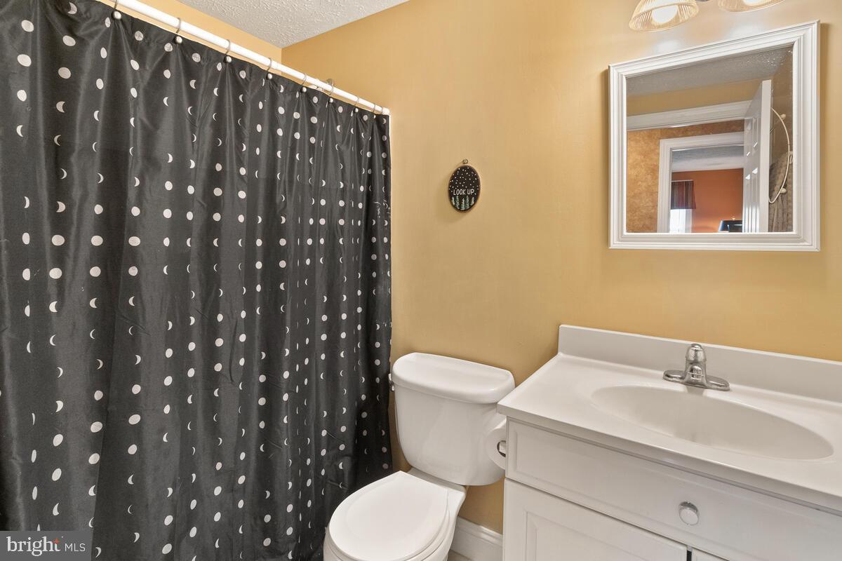 7075 Jasper Drive Middletown, MD 21769 - Photo 33 of 52 Full Bathroom #2