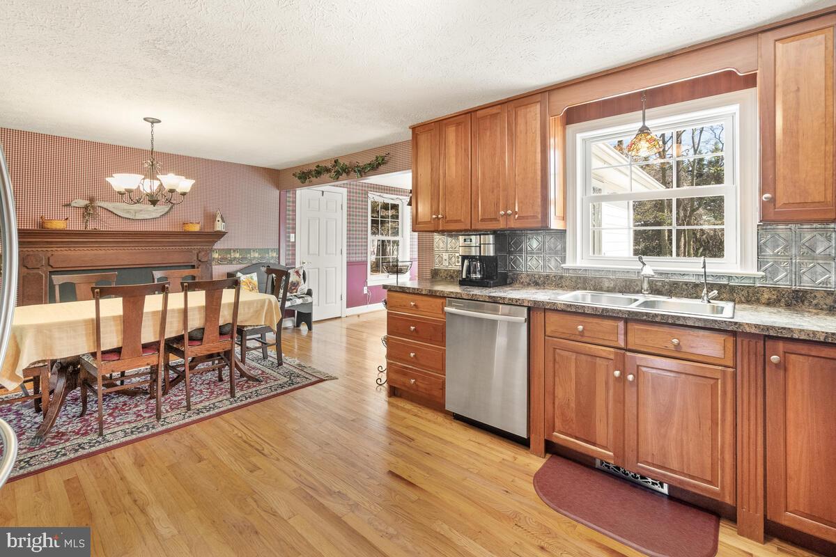 7075 Jasper Drive Middletown, MD 21769 - Photo 9 of 52