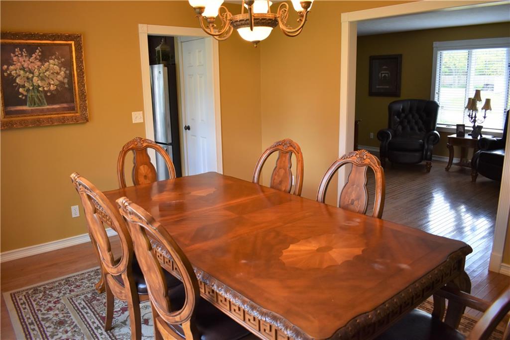 3911 Highview Way Columbus, IN 47203 - Photo 8 of 31 Gallery Image 8