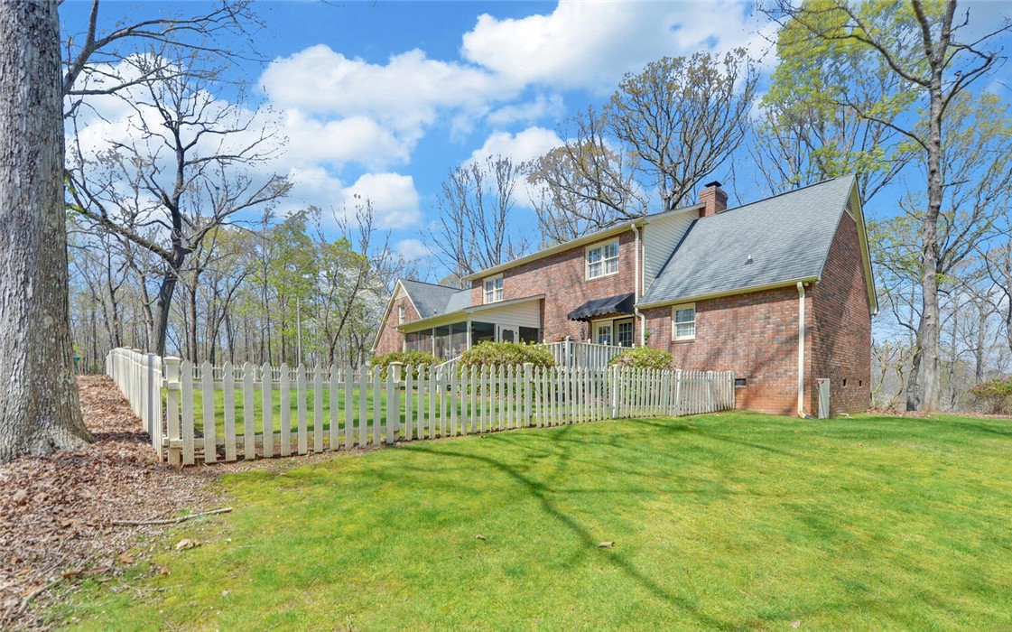 300 Ridgewood Lane Hartwell, GA 30643 - Photo 43 of 50 Gallery Image 43