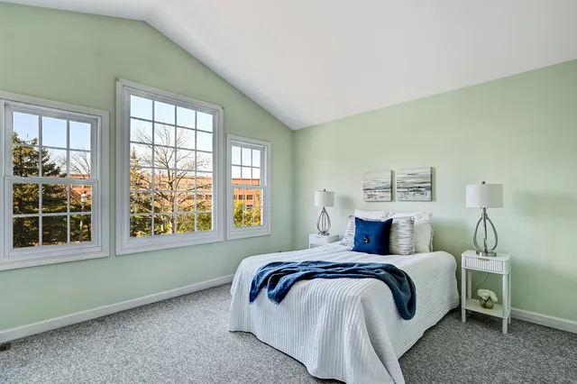 $599,000 | 110 Waterside Place, Burr Ridge, IL 60527