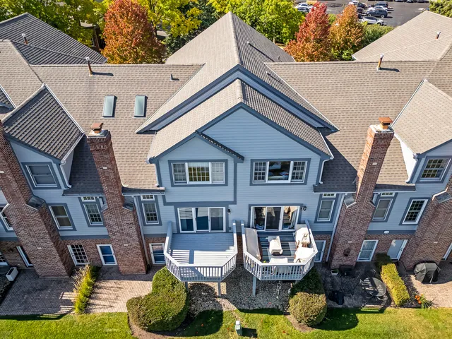 $599,000 | 110 Waterside Place, Burr Ridge, IL 60527