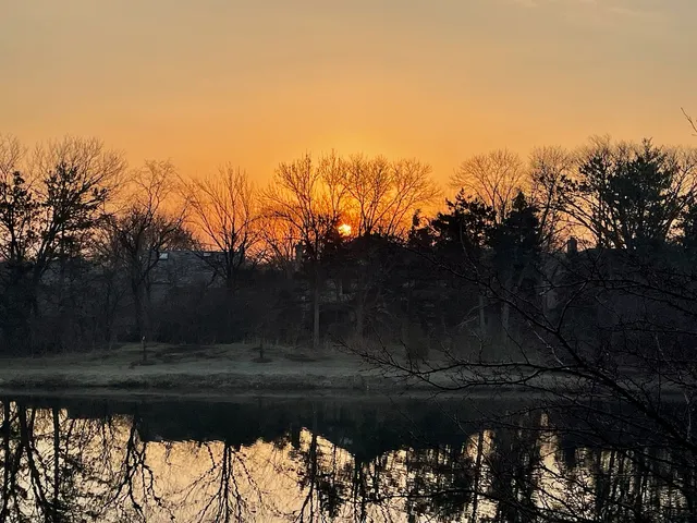 $599,000 | 110 Waterside Place, Burr Ridge, IL 60527