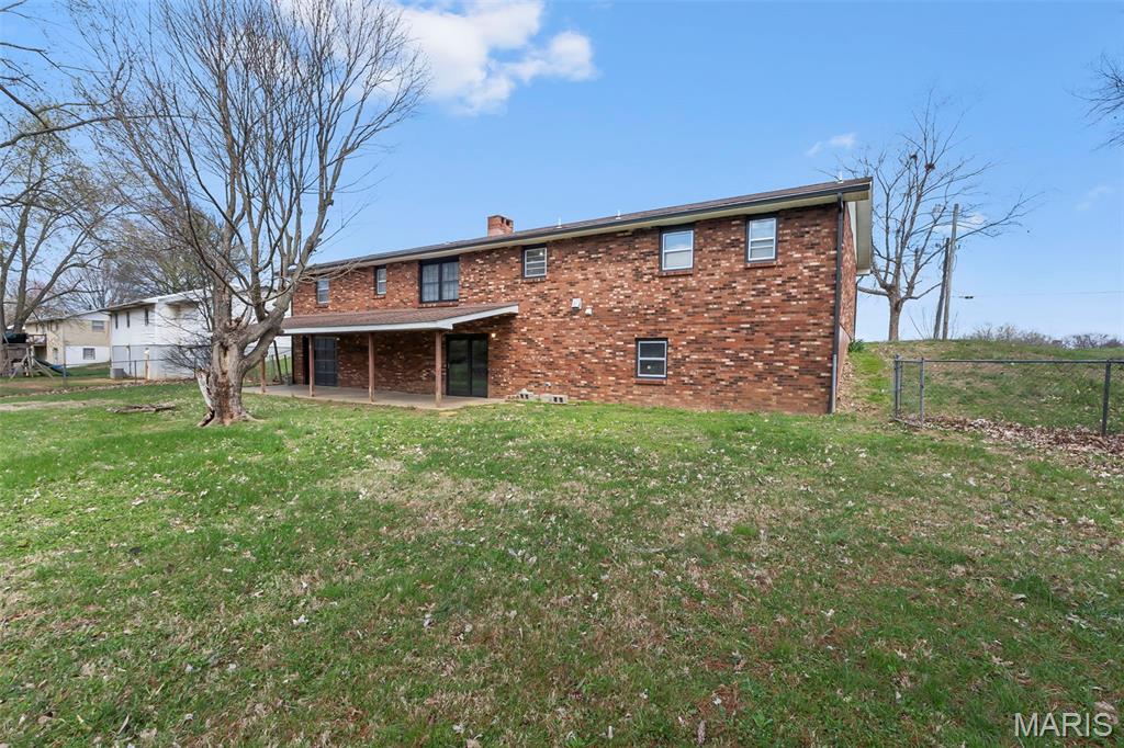 5569 Highway 72 Jackson, MO 63755 - Photo 5 of 32