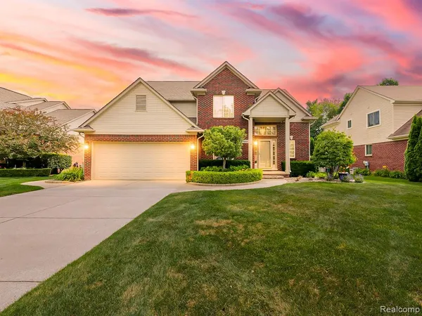 $540,000 | 57492 Hawthorn Drive, Washington, MI 48094