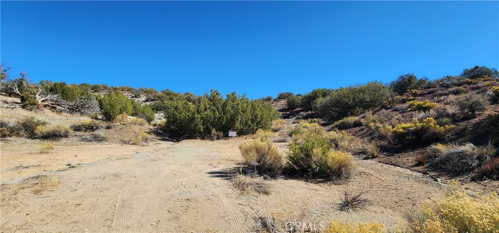0 Charro Court Tehachapi, CA 93561 - Photo 3 of 11 a view of a snow on the beach