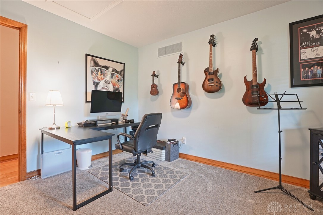 8610 Crossley Road Springboro, OH 45066 - Photo 31 of 64 Gallery Image 31