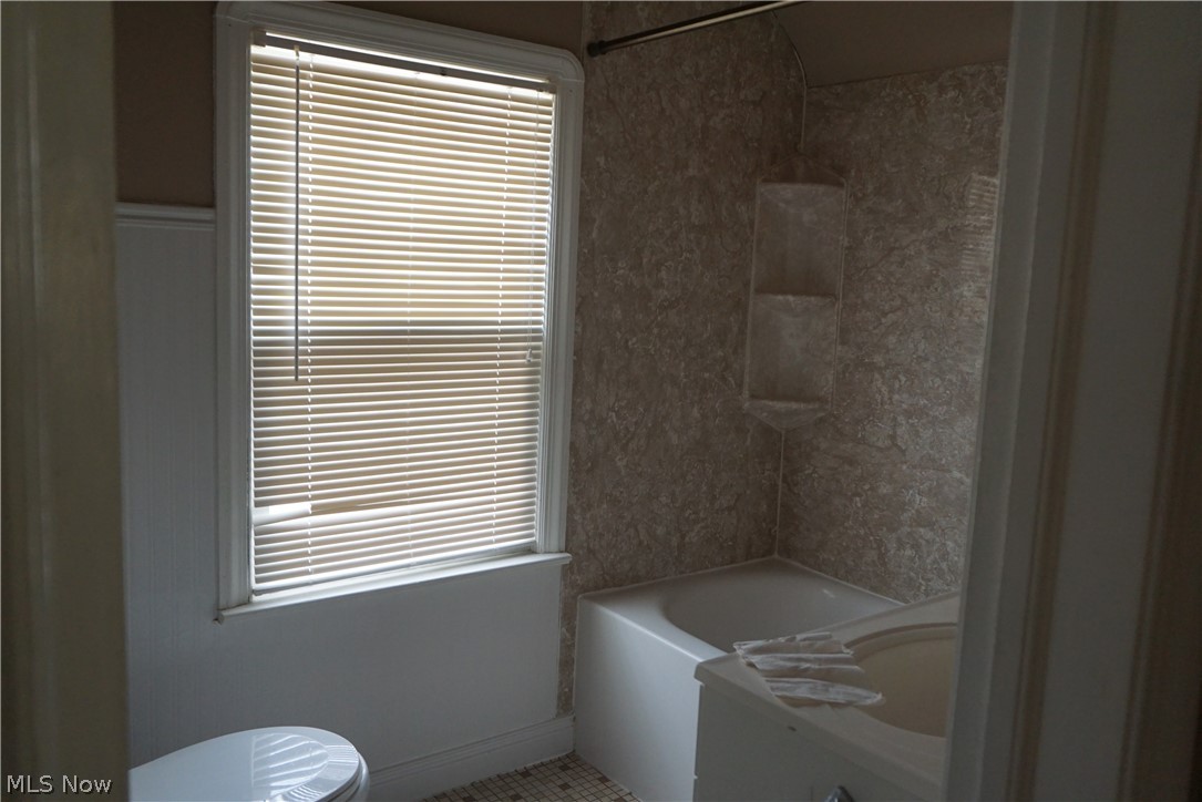 3739 Lowell Road Cleveland Heights, OH 44121 - Photo 23 of 33