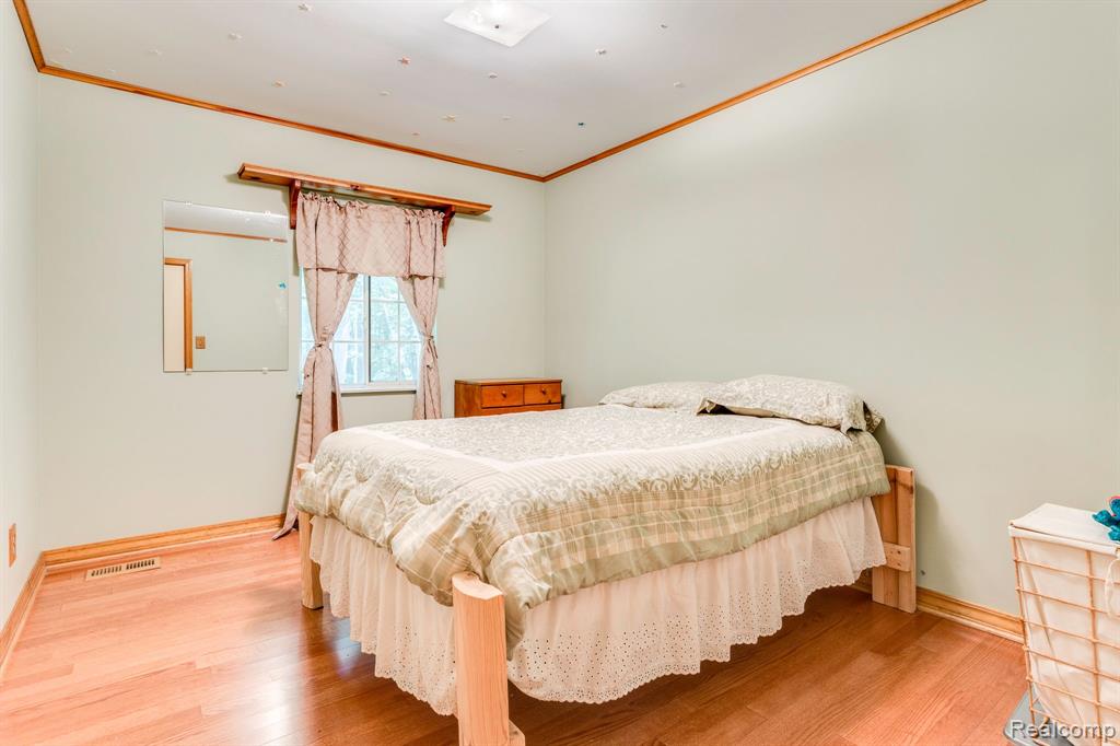 6166 Frith Road St. Clair, MI 48079 - Photo 25 of 42
