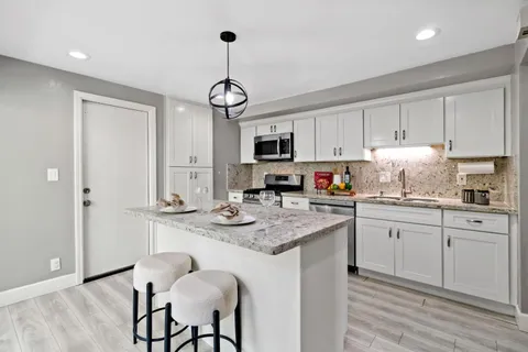 $900,000 | 1760 Shady Creek Court, San Jose, CA 95148