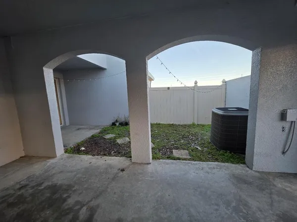 a view of a garage
