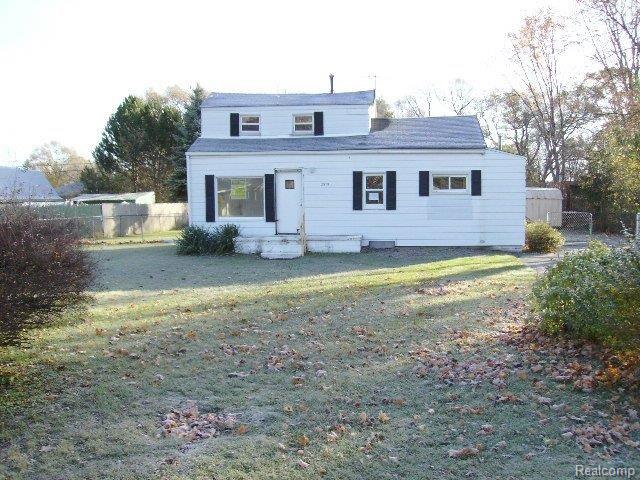 2579 Frankson Avenue Rochester, MI 48307 - Photo 1 of 8 PICT0013