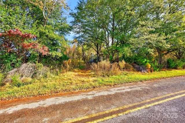 $299,900 | 226 Farris Road, Kings Mountain, NC 28086