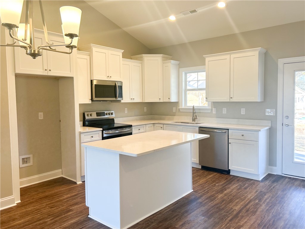 105 Kay Street Columbia, SC 29210 - Photo 6 of 24 Gallery Image 6