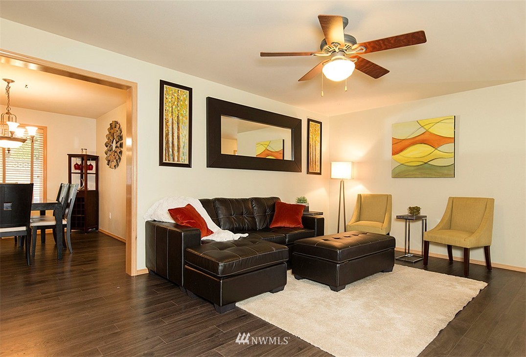 17546 Southeast 135th Street Renton, WA 98059 - Photo 3 of 25 Gallery Image 3
