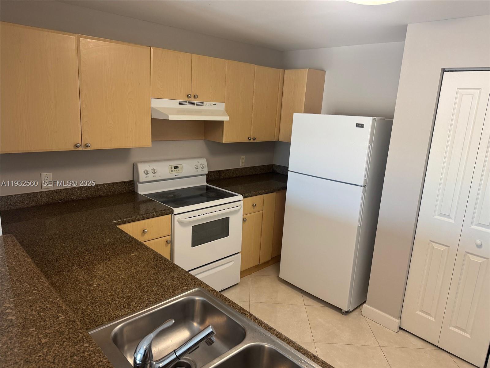 2280 Southwest 32nd Avenue, Unit 216 Miami, FL 33145 - Photo 8 of 20