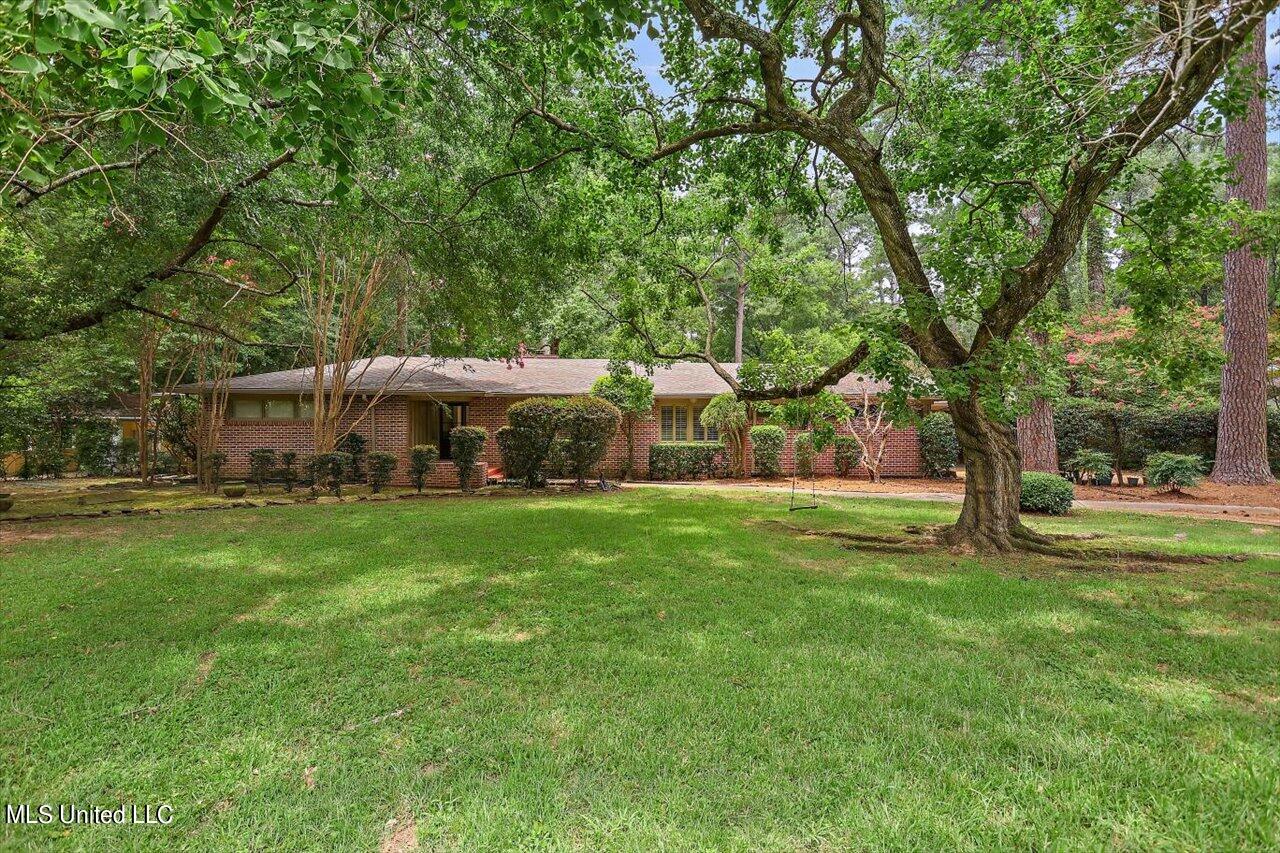 5519 Ridgewood Road Jackson, MS 39211 - Photo 1 of 81 primary