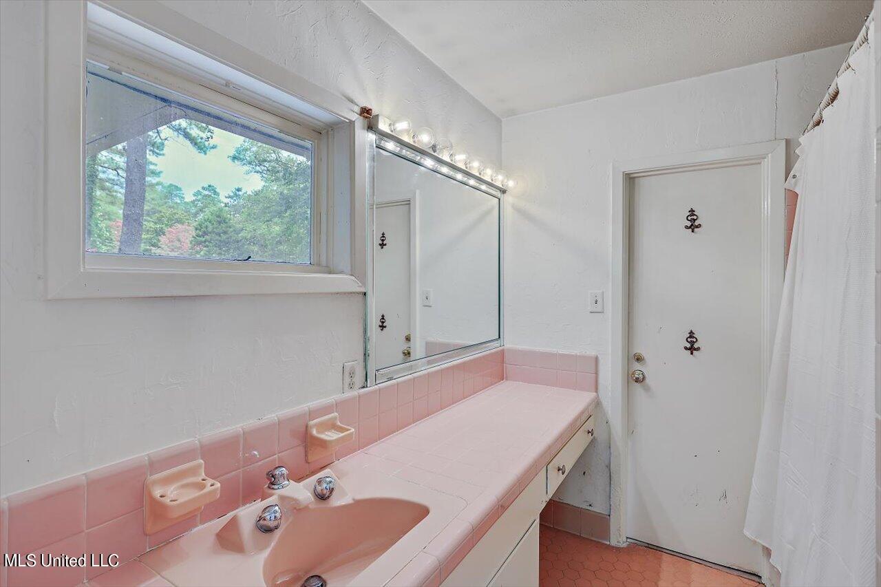 5519 Ridgewood Road Jackson, MS 39211 - Photo 21 of 81 22-5519 Ridgewood Rd